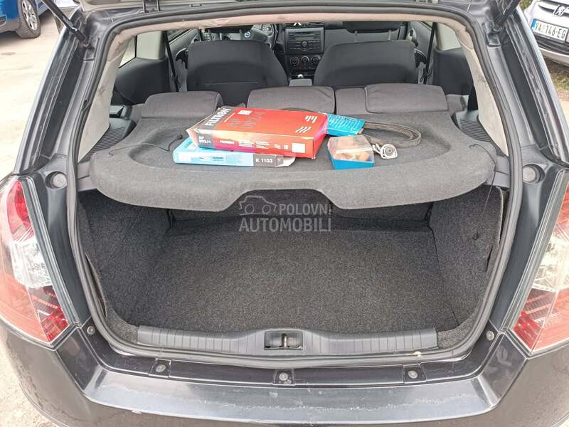Fiat Stilo 1.6b  dugo  r e g