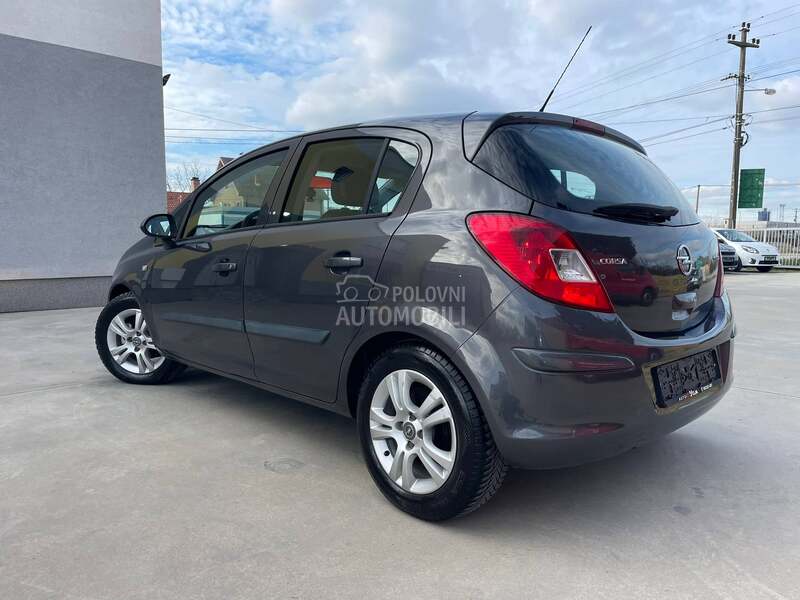 Opel Corsa D 