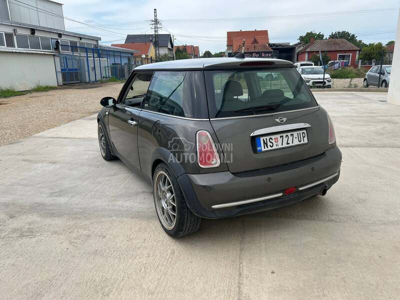 MINI Cooper Parklane