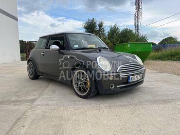 MINI Cooper Parklane