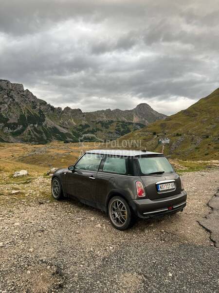 MINI Cooper Parklane