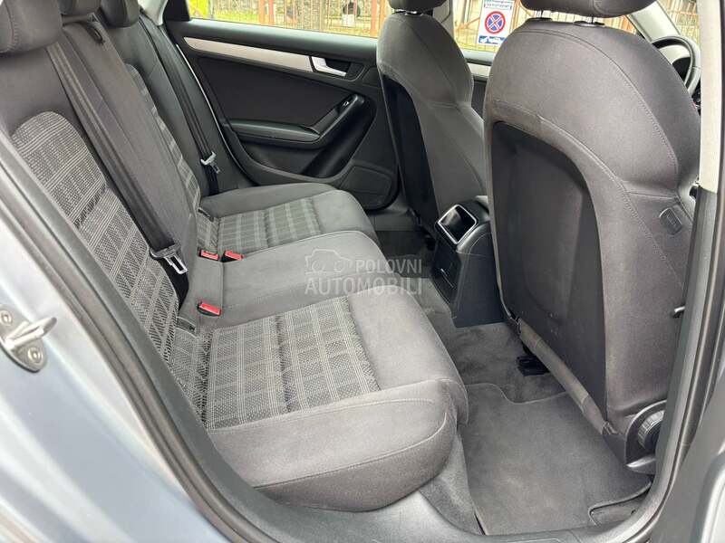 Audi A4 S-LINE/172000/N0V