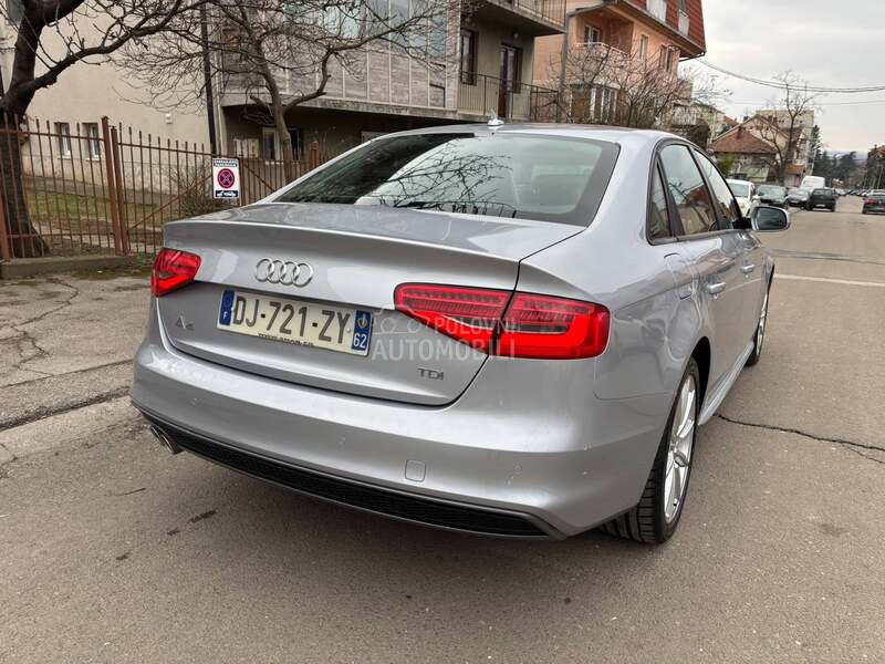 Audi A4 S-LINE/172000/N0V