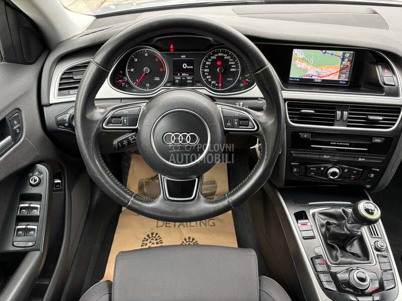 Audi A4 S-LINE/172000/N0V