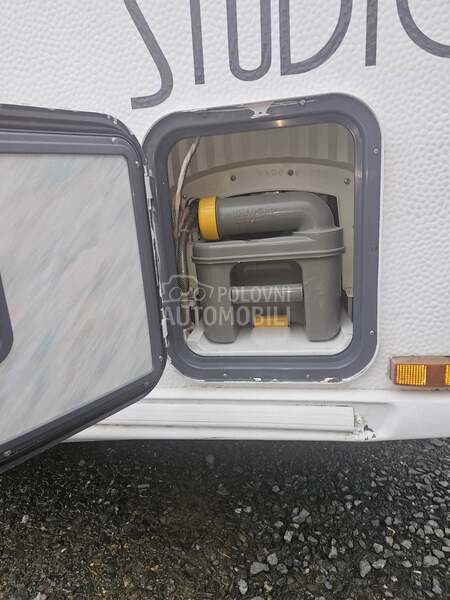 Burstner 4422 studio