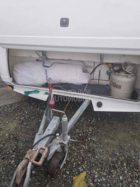 Burstner 4422 studio