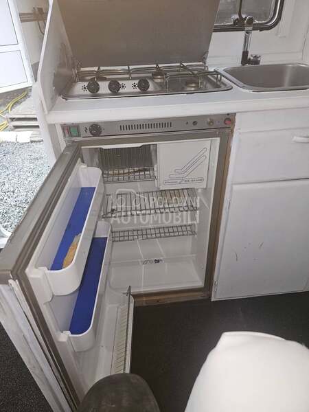 Burstner 4422 studio