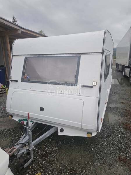 Burstner 4422 studio