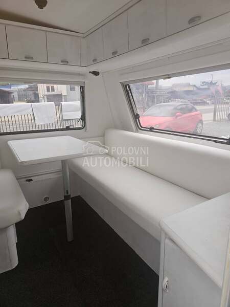 Burstner 4422 studio