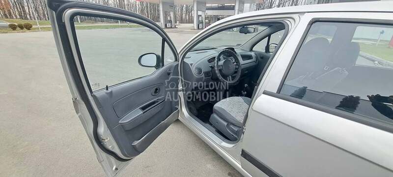 Chevrolet Spark 