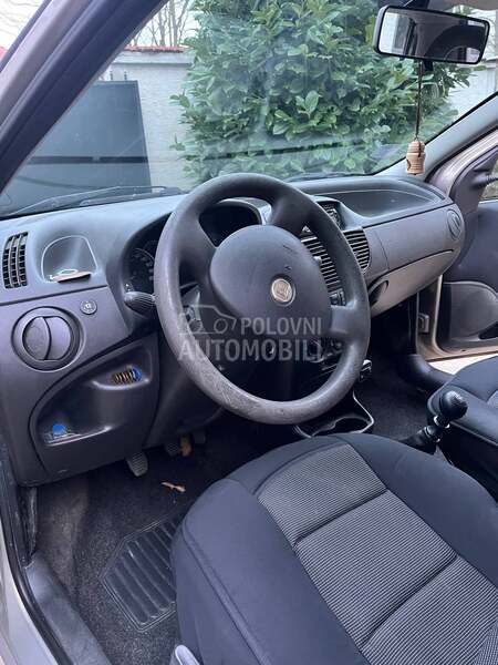 Fiat Punto 
