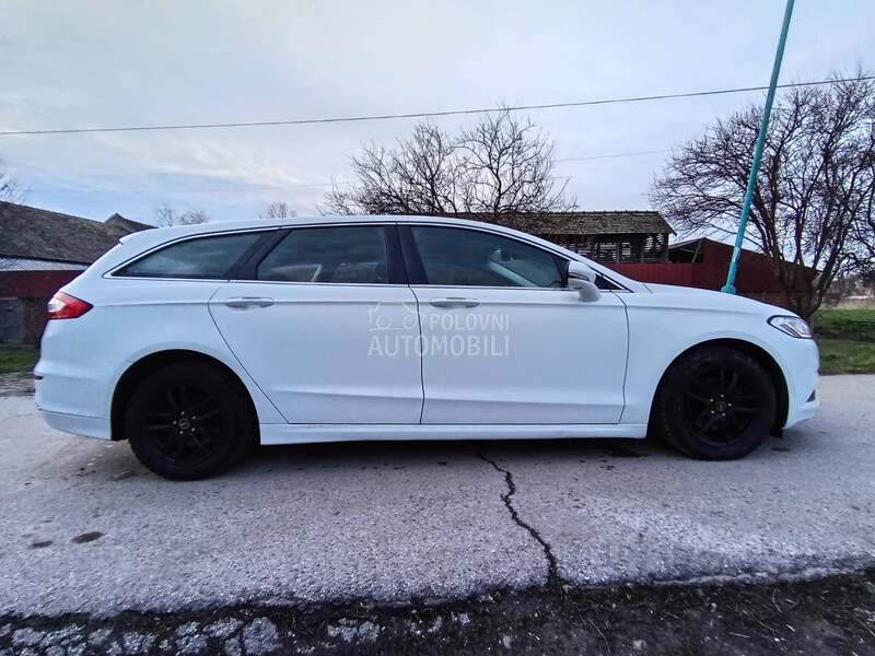 Ford Mondeo Titanium