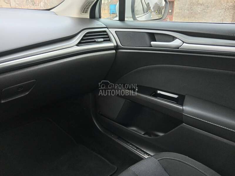 Ford Mondeo Titanium