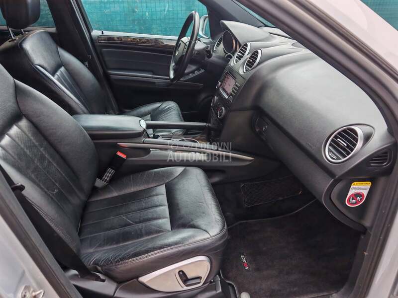 Mercedes Benz ML 320 