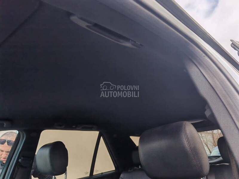 Mercedes Benz ML 320 