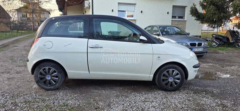 Lancia Ypsilon 1.4
