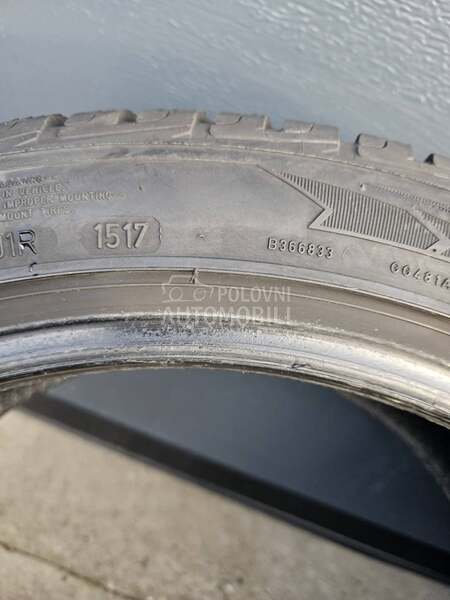 Goodyear 225/45 R18 Zimska