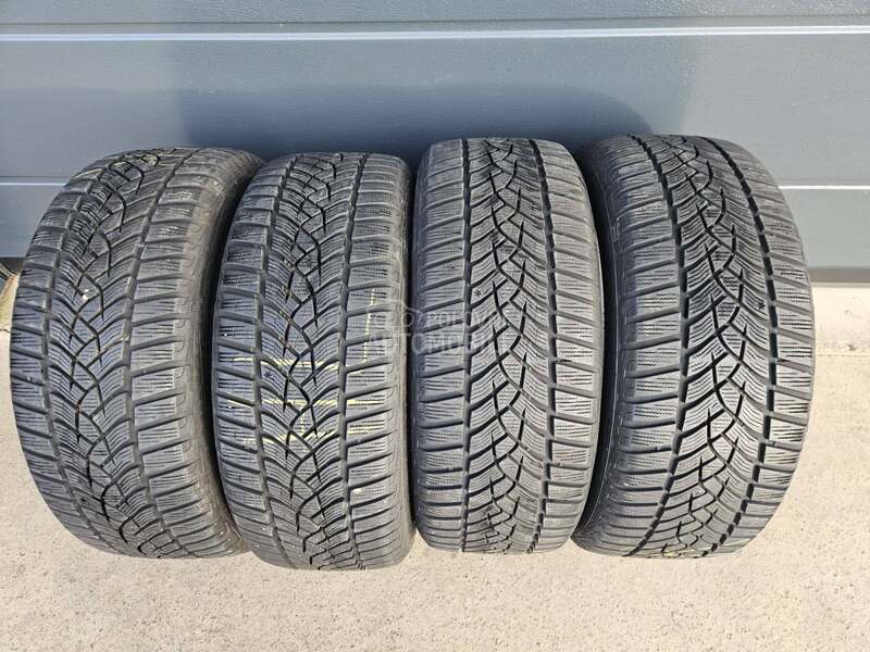 Goodyear 225/45 R18 Zimska