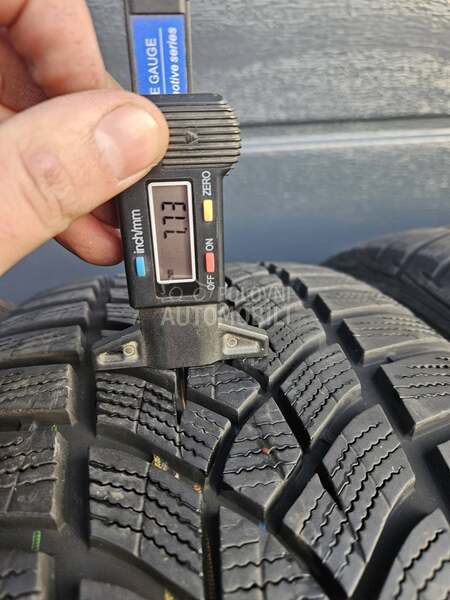 Goodyear 225/45 R18 Zimska