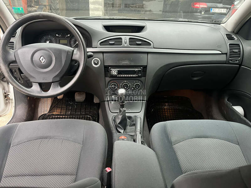 Renault Laguna 