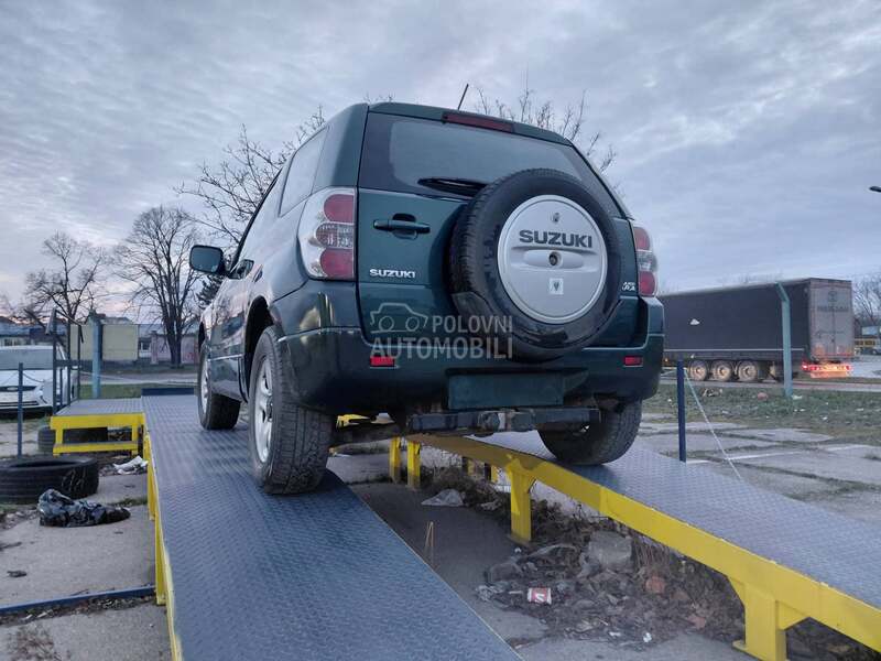 Suzuki Vitara suv