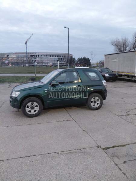 Suzuki Vitara suv