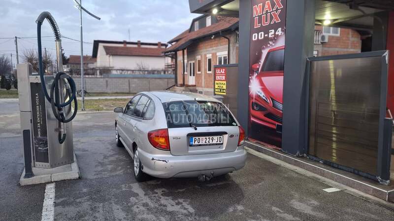 Kia Rio 1.3 LS