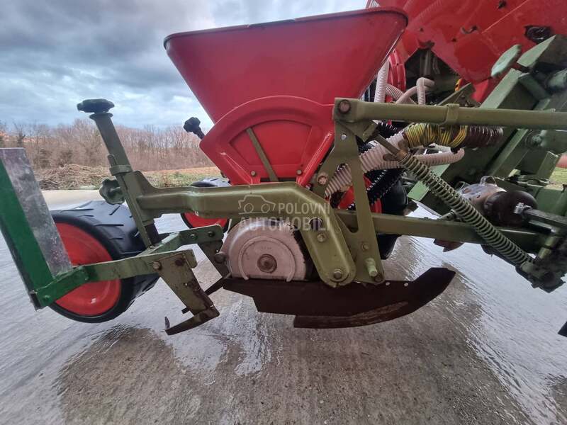 Nodet Pneumassem 4 reda