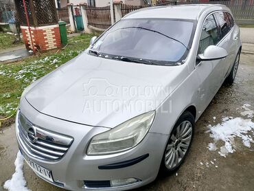 Opel Insignia 2.2