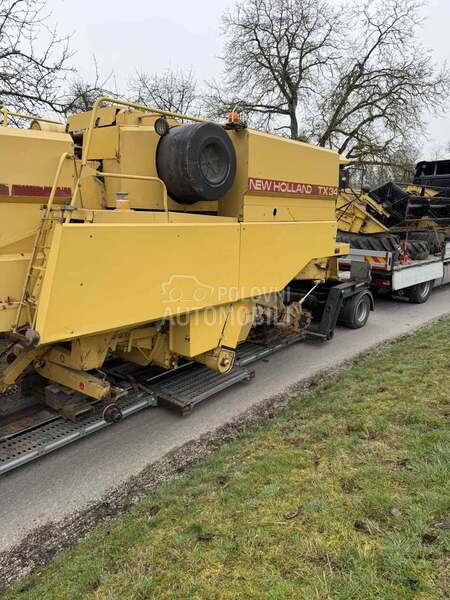 New Holland Tx34