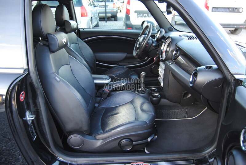 MINI John Cooper Works JOHN COOPER WORKS