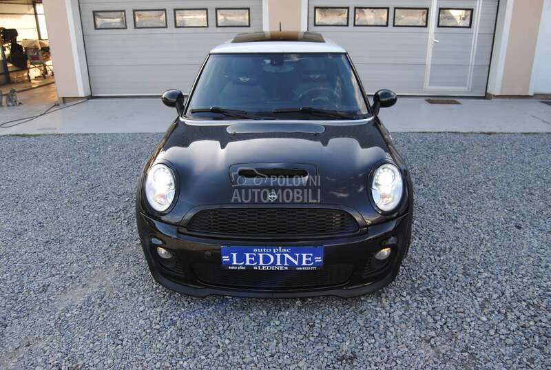 MINI John Cooper Works JOHN COOPER WORKS