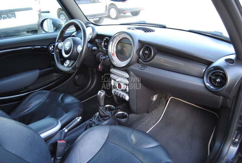 MINI John Cooper Works JOHN COOPER WORKS