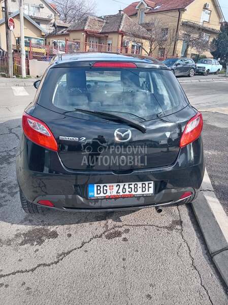 Mazda 2 