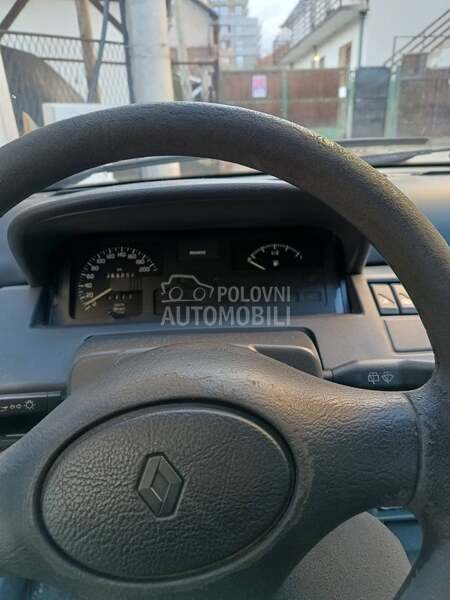 Renault Clio 1