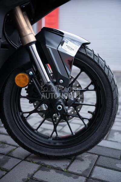 Honda ADV 350