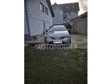 Toyota Auris Dual Terra 133