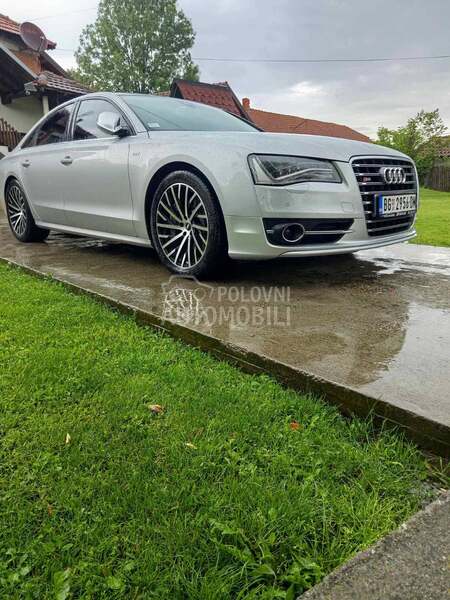Audi A8 