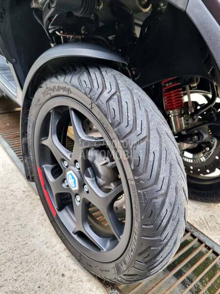 Piaggio MP3 350 Sport, B kat.