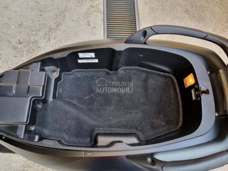 Piaggio MP3 350 Sport, B kat.