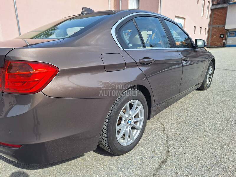 BMW 316 D F30