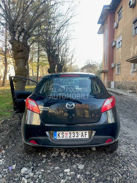 Mazda 2 