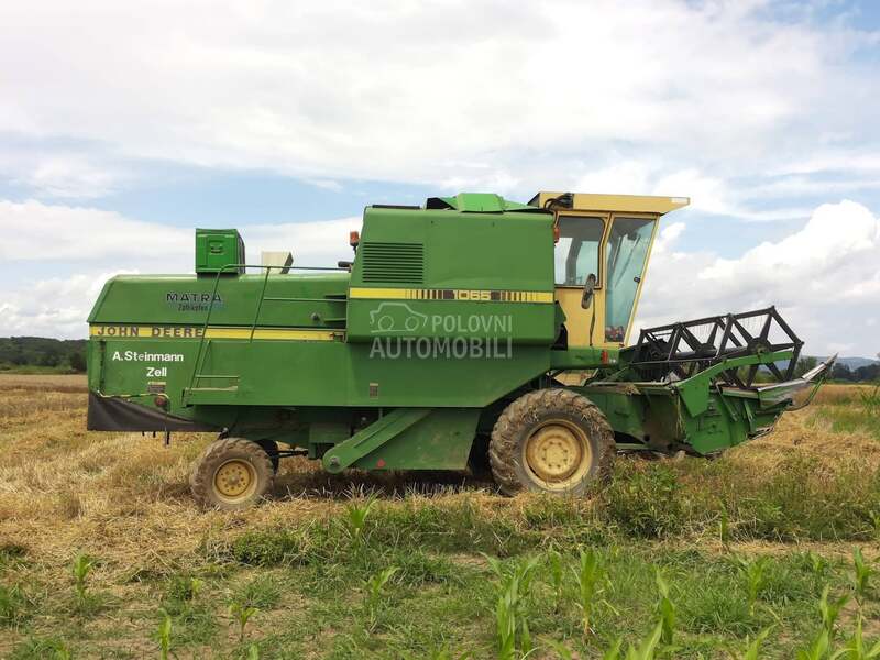 John Deere 1065