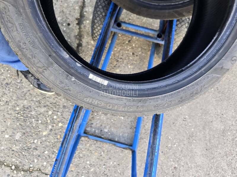 Semperit 195/45 R16 Zimska