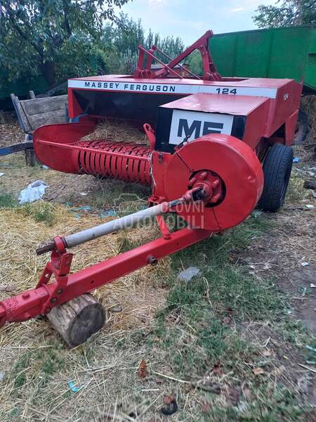Massey Ferguson 124