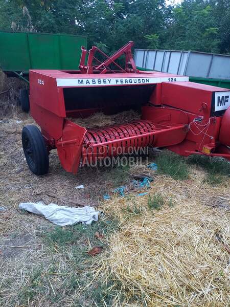 Massey Ferguson 124