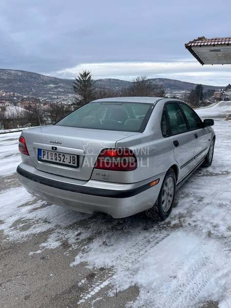 Volvo S40 