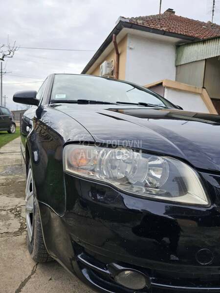 Audi A4 s line