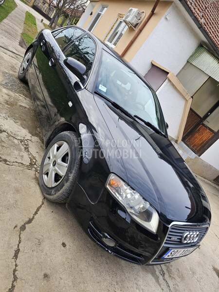 Audi A4 s line