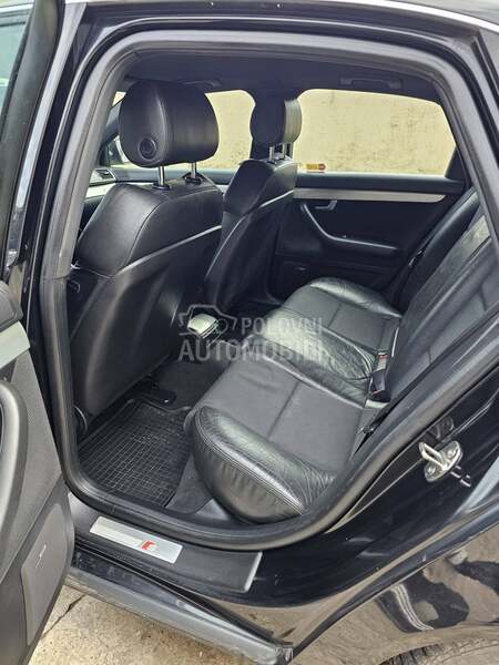 Audi A4 s line